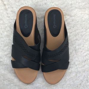 Baretraps Black Slip On Wedge Sandals
